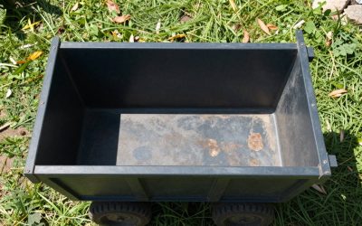Best Garden Dump Cart for Hauling Mulch: Cubic Feet, Trips and Tires Compared